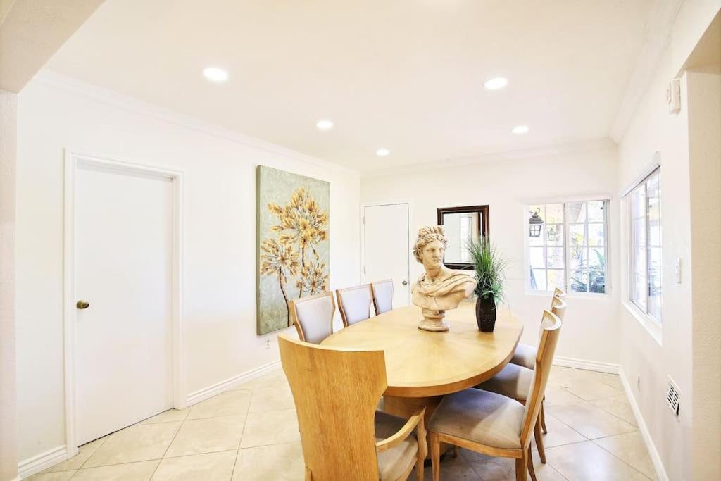 5 Rooms Villa Near Disneyland, Golf Course And Trial To Beach Santa Ana Exterior photo